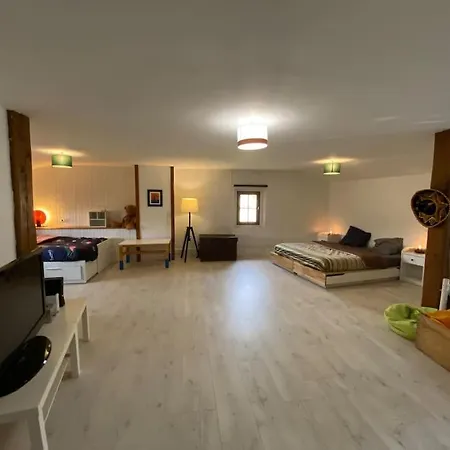 Maison Familiale De Campagne - 10 Personnes Nyaraló Le Vezier