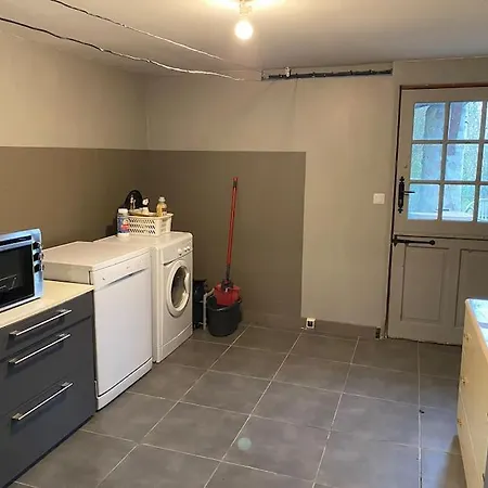Maison Familiale De Campagne - 10 Personnes Nyaraló Le Vezier