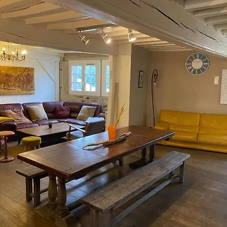 Maison Familiale De Campagne - 10 Personnes Holiday home Le Vezier